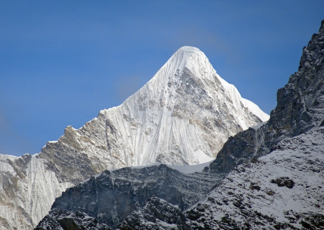 जेठी बहुरानी हिमाल  - Mt. Jethi bahurani